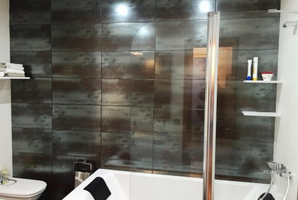 🛁 ¡Nueva reforma de baño finalizada!
